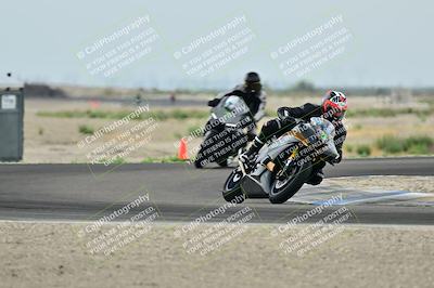 media/Apr-18-2025-TrackDaz (Fri) [[45f5874c44]]/C Group/Session 1 (Turn 7)/